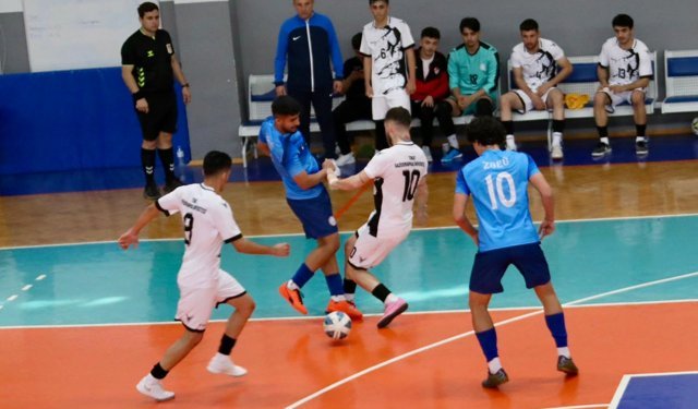 ÜNİLİG salon futbolu grup müsabakaları TOGÜ'de başladı