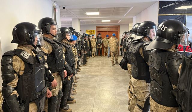 "CHP'LİLER VE BELEDİYE ÇALIŞANLARI İŞGAL ETMİŞTİR"