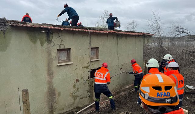 Bartın'da sel afeti saha tatbikatı gerçekleştirildi