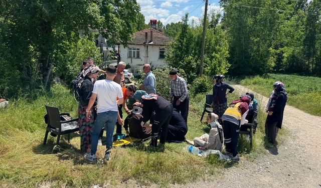 Bolu ve Sakarya'da iki ayrı kazada 5 kişi yaralandı