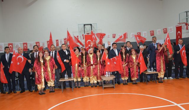Çaykara'da 19 Mayıs Atatürk'ü Anma, Gençlik ve Spor Bayramı kutlandı