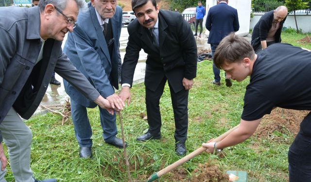 Çaykara'da 'Kardeş Okul Projesi' kapsamında etkinlik düzenlendi