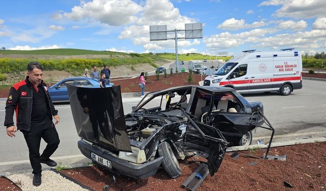 Çorum'da Hamamözü Kaymakamı kullandığı otomobille kaza yaptı, 5 kişi yaralandı