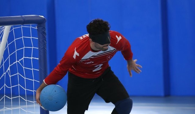 Görme engelli milli sporcu Murat Yılmaz, olimpiyat hayaliyle mücadele ediyor
