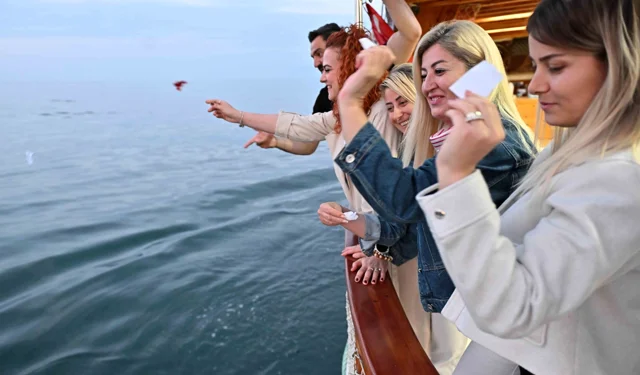 Hıdırellez dilekleri Akdeniz'e bırakılacak