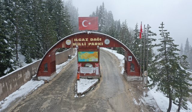 Ilgaz Dağı'nda kar yağışı etkili oldu