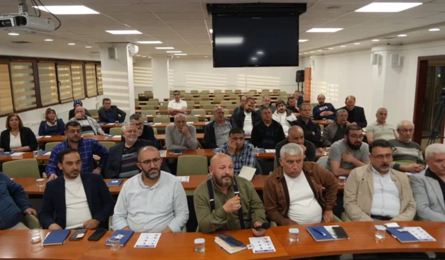Konya'da perakende sektörü masaya yatırıldı