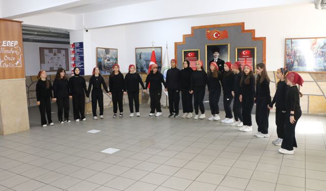Of'ta TÜBİTAK 4006 Bilim Fuarı açıldı
