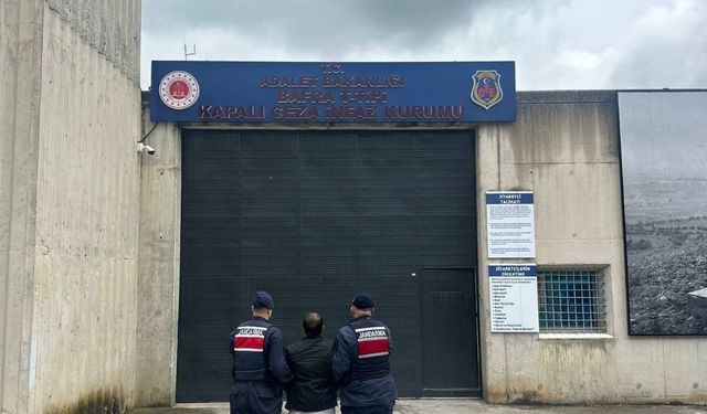 Samsun'da 2 firari hükümlü yakalandı