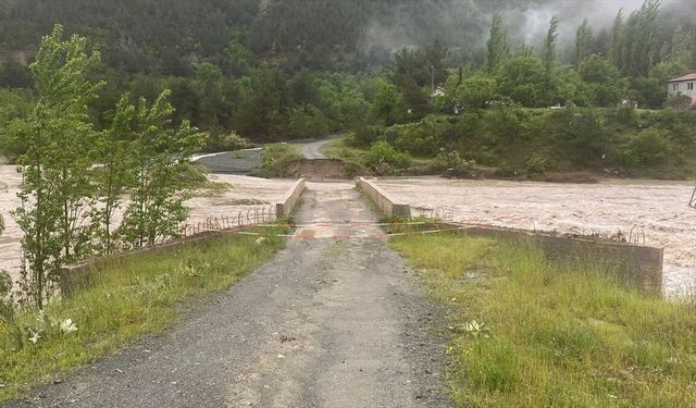 Tokat'ta debisi yükselen Fardas Deresi taştı