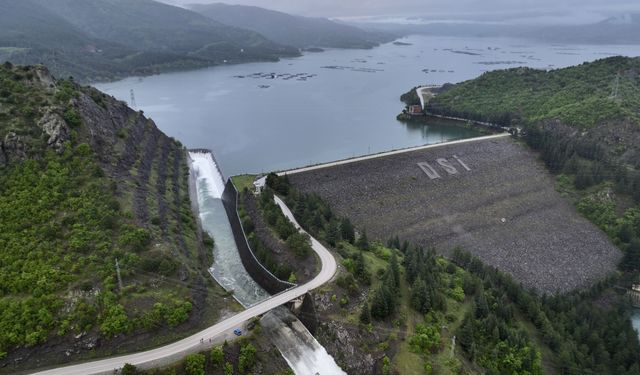 Tokat'ta yüzde 100 doluluk oranına ulaşan Almus Barajı dronla görüntülendi