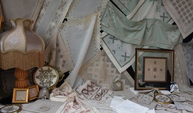 Trabzon'da el sanatları sergisi açıldı