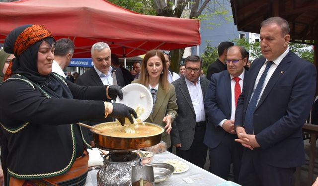 Trabzon'da Türk Mutfağı Haftası'nda yöresel peynir lezzetleri sunuldu