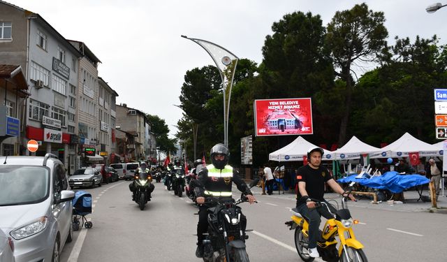 VEMOK'tan '19 Mayıs'a özel motosiklet korteji