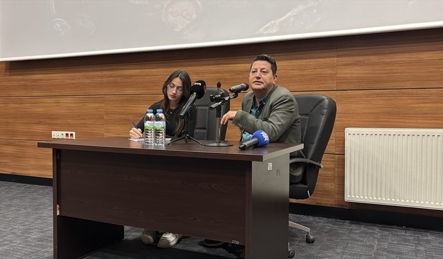 Yapay zeka ile hazırlanan '7 Kemerli Bir Zaman Geçidi' filmi üniversite öğrencileriyle buluştu