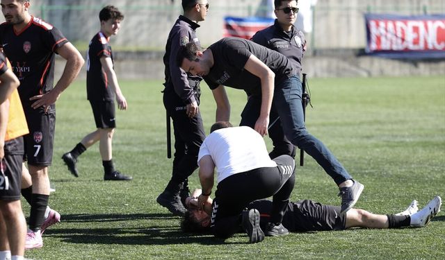 AMATÖR LİG MAÇINDA KAVGA, POLİS MÜDAHALE ETTİ