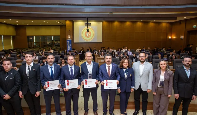 180 gencin sesi Bursa'dan yükseldi