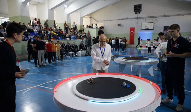'3. Bolu Teknoloji Festivali' farklı illerden 166 takımın katılımıyla başladı