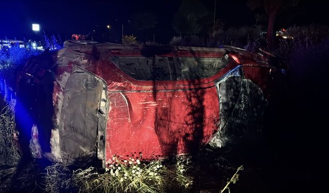 Bolu'da takla atan otomobildeki 2 kişi yaralandı