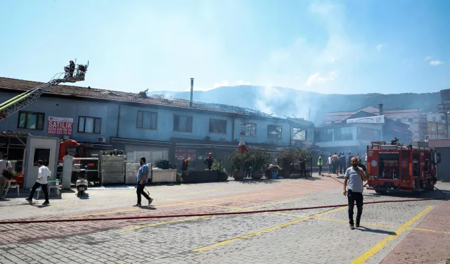 Bursa İtfaiyesi'nden Kayhan'daki yangına hızlı müdahale