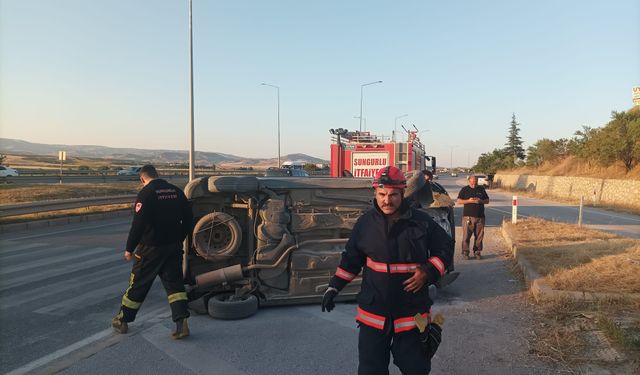 Çorum'da otomobil ile motosikletin çarpıştığı kazada 3 kişi yaralandı
