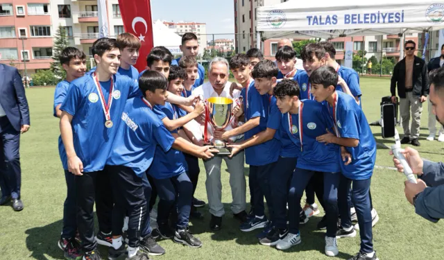 Geleceğin yıldızları Kayseri Talas'ta yetişecek