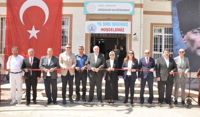 Gümüşhacıköy Halk Eğitimi Merkezi Yıl Sonu sergisi açıldı
