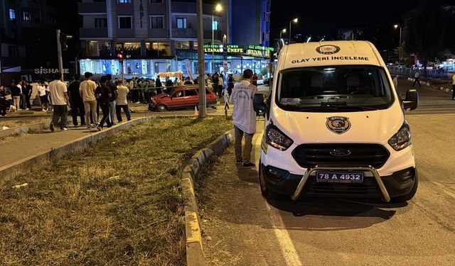 Karabük'te otomobille çarpışan motosikletin sürücüsü ağır yaralandı