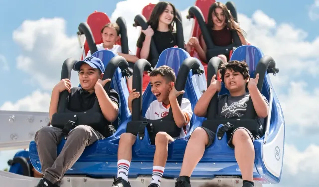 Kocaeli'deki Karneval'da on binler unutulmaz hafta sonu yaşadı
