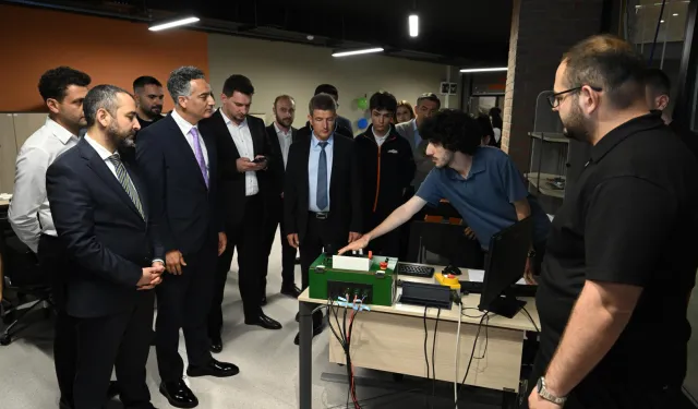 Konya'da 'EngıneerHub'ta geleceğin mühendisleri sertifikalandı