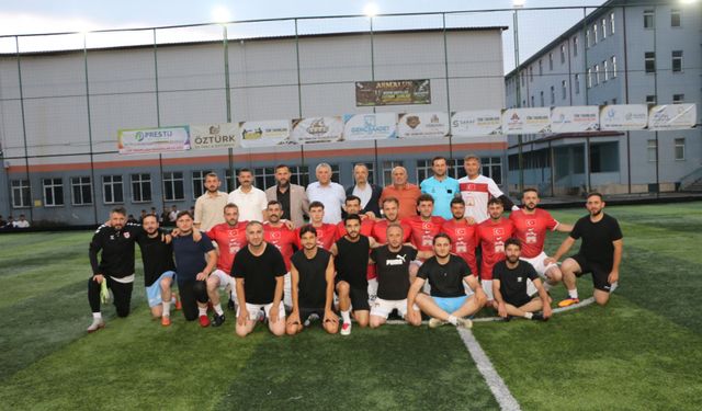 Of'ta futbol turnuvası başladı