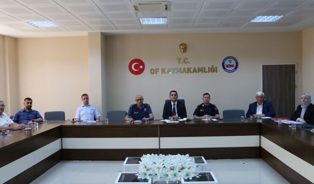 Of'ta 'Kadına Yönelik Şiddet ve Çocuk Koruma' konulu toplantı yapıldı