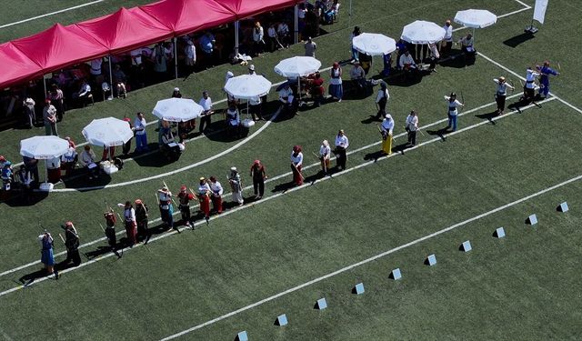 Okul Sporları Geleneksel Türk Okçuluğu Türkiye Şampiyonası Düzce'de başladı