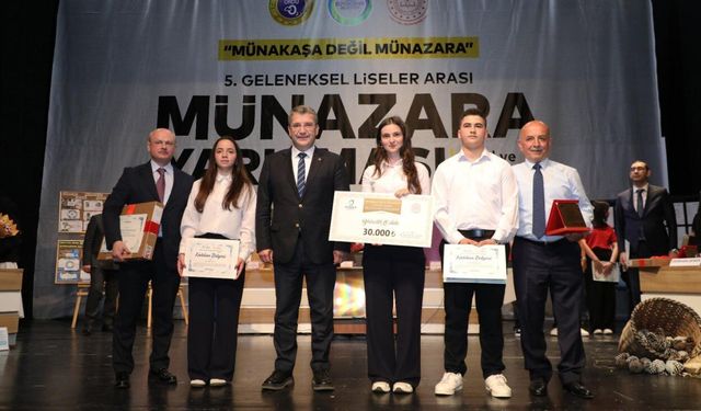 Ordu'da '5. Münakaşa Değil, Münazara Yarışması' düzenlendi