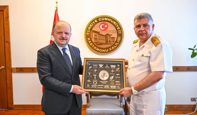 Sahil Güvenlik Karadeniz Bölge Komutanı Tuğamiral Bahadır'dan Vali Dallı'ya ziyaret