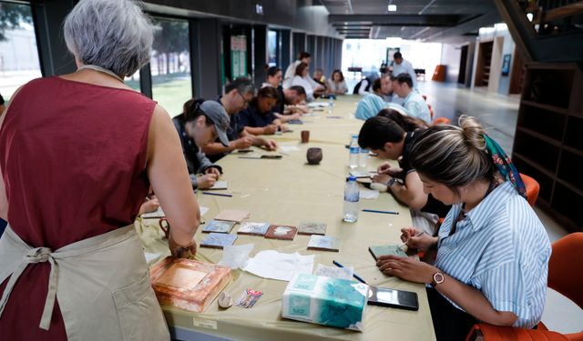 Samsun Müzesi'nde 'Kendi Seramik Karonu Tasarla' atölyesi yapıldı