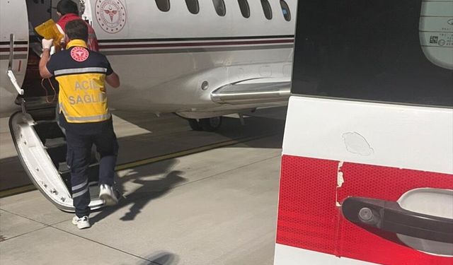 Tokat'ta ambulans uçak 9 günlük bebek için havalandı