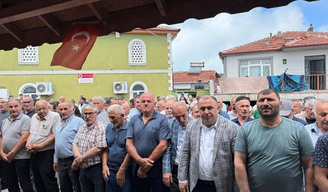 HÜSEYİN BEŞEL'İN CENAZESİ TOPRAĞA VERİLDİ