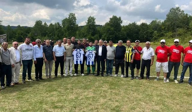 RUŞANLAR KÖYÜNDE FUTBOL TURNUVASI