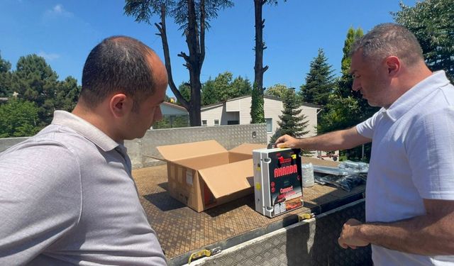 150 ÜRETİCİYE ELEKTRİKLİ ÇİTLER TESLİM EDİLDİ