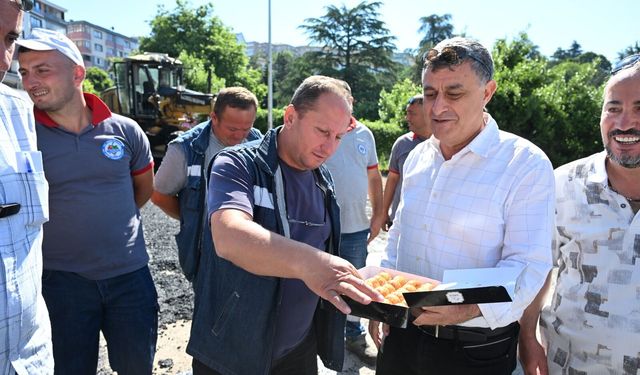 EMEKÇİLERE JEST...