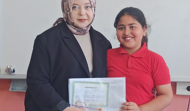 Yeşilyurt'ta 1396 öğrenci karne aldı
