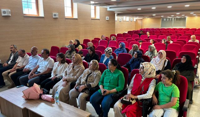 Alaca'da 'İlişkilerde denge ve uyum' semineri düzenlendi