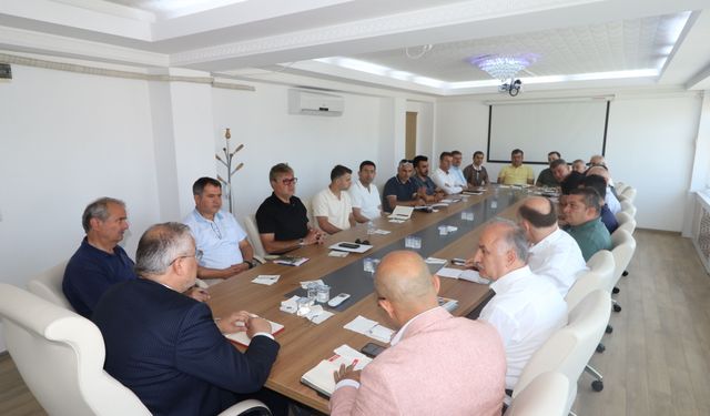 Bafra Belediye Başkanı Kılıç, birim müdürleriyle KapıkayaFest hazırlıklarını değerlendirdi