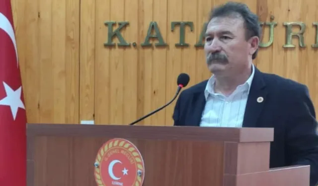 CHP'li Aladdin Öztürk'ten görevden alma kararlarına tepki