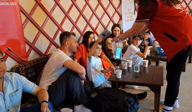 Çorum'da aileler 'dijital detoks'la elektronik eşya kullanmadan 12 saat geçirdi