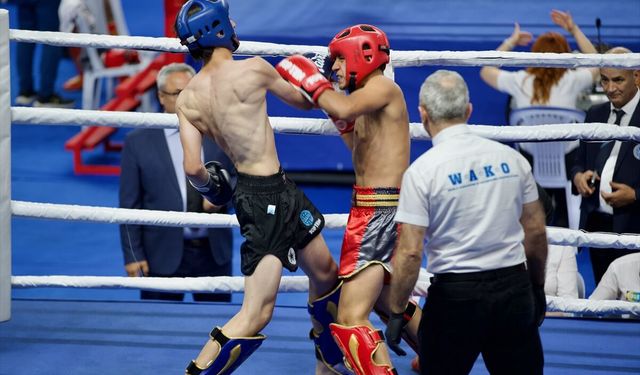 Kick Boks Türkiye Şampiyonası Bolu'da başladı