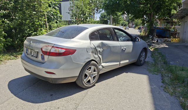 Samsun'da iki aracın çarpıştığı kazada 2 kişi yaralandı