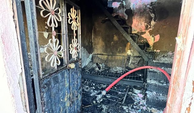 Tokat'ta çıkan yangında iki katlı ahşap evde hasar oluştu