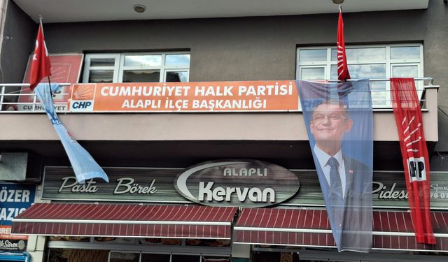 CHP'DEN İSTİFALAR BAŞLADI